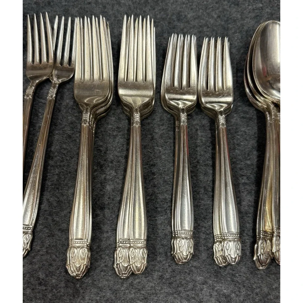 Holmes & Edwards IS 53 Pc DANISH PRINCESS Silverplate Flatware Place Settings